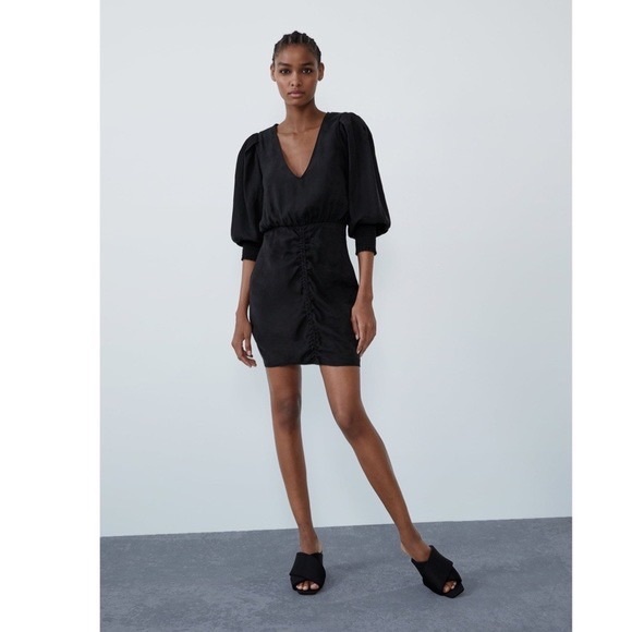 NEW ZARA Voluminous Rouched Dress in Black, M - Picture 1 of 7